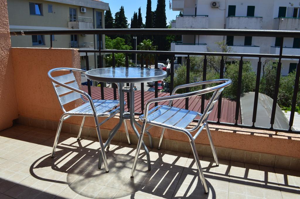 Hotel Kangaroo Budva Exterior photo